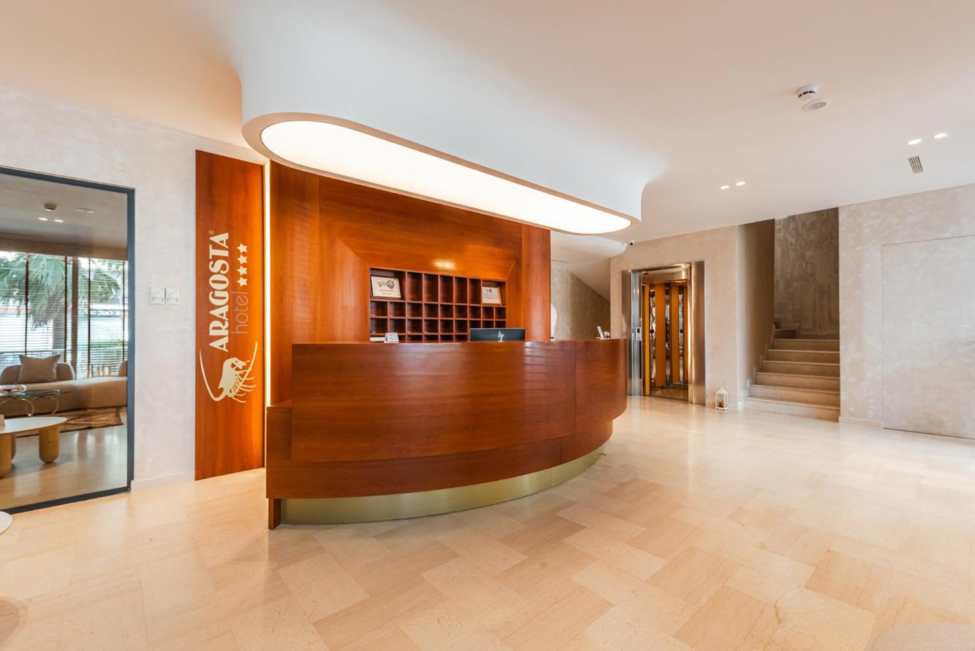 Aragosta Hotel Дуррес Экстерьер фото